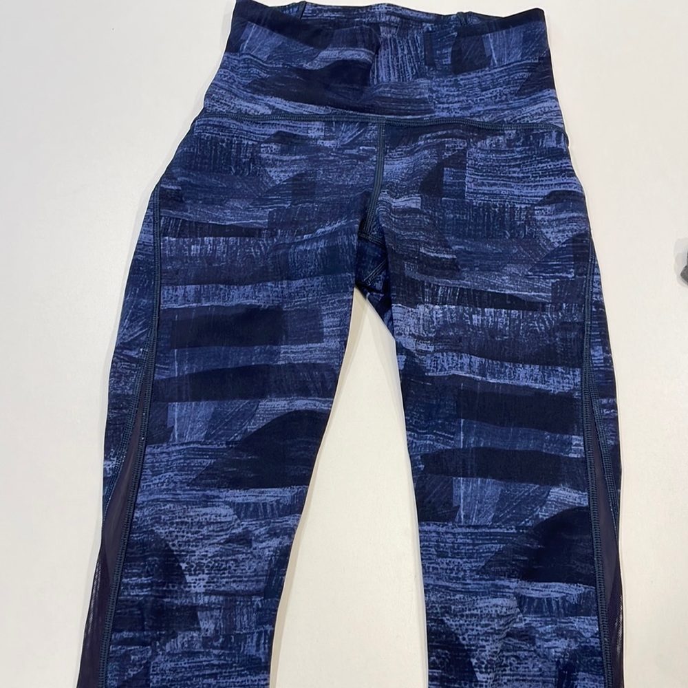 Lululemon cropped leggings